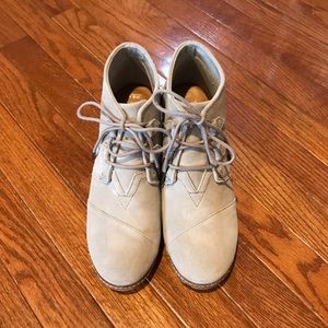 TOMS wedge booties EUC